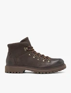 Dunkelbraune isolierte Stiefel