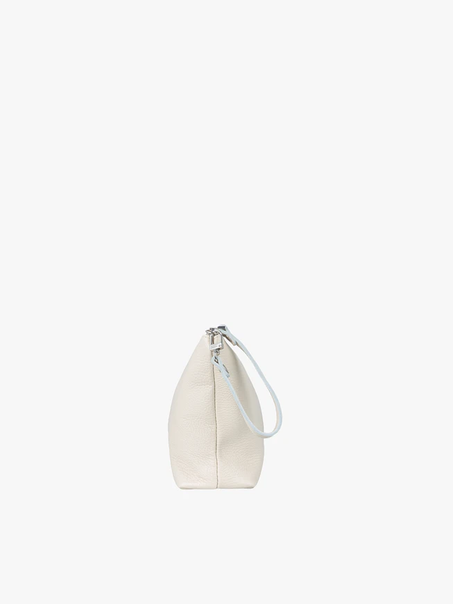 Cremefarbene Kosmetiktasche aus Glattleder