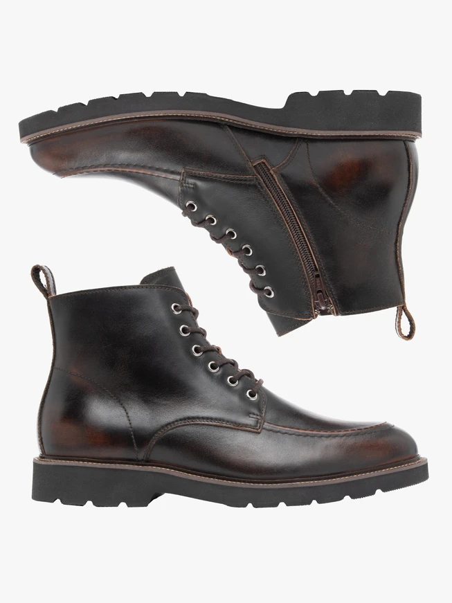 Braune Lederstiefel