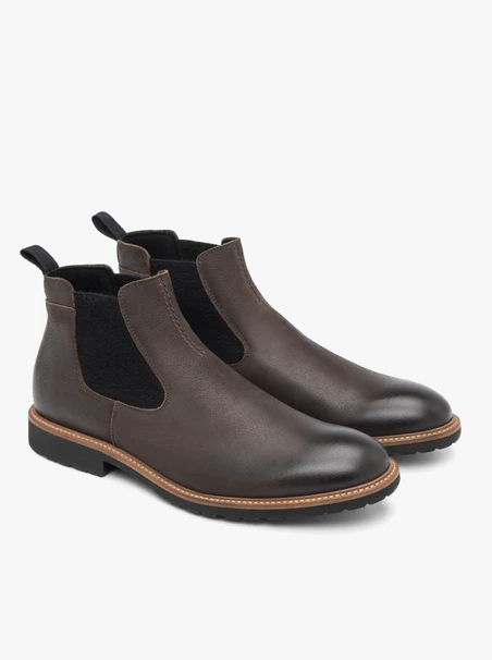 Braune Stiefeletten aus Nubukleder