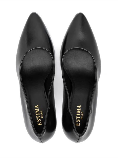 Stiletto-Pumps aus schwarzem genarbtem Leder