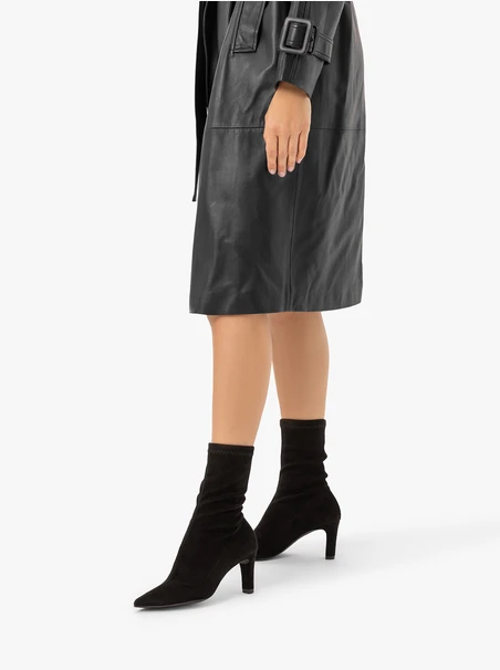 Schwarze Stiletto-Stiefel mit Gummizug