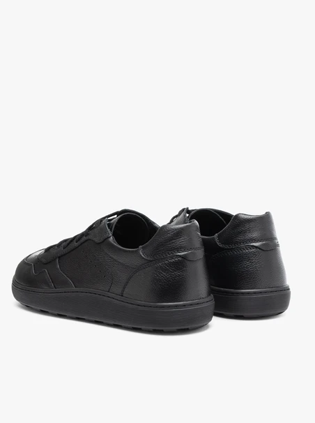 Schwarze Barfuß-Halbschuhe