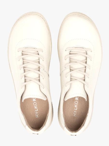 Cremefarbene sportliche Halbschuhe