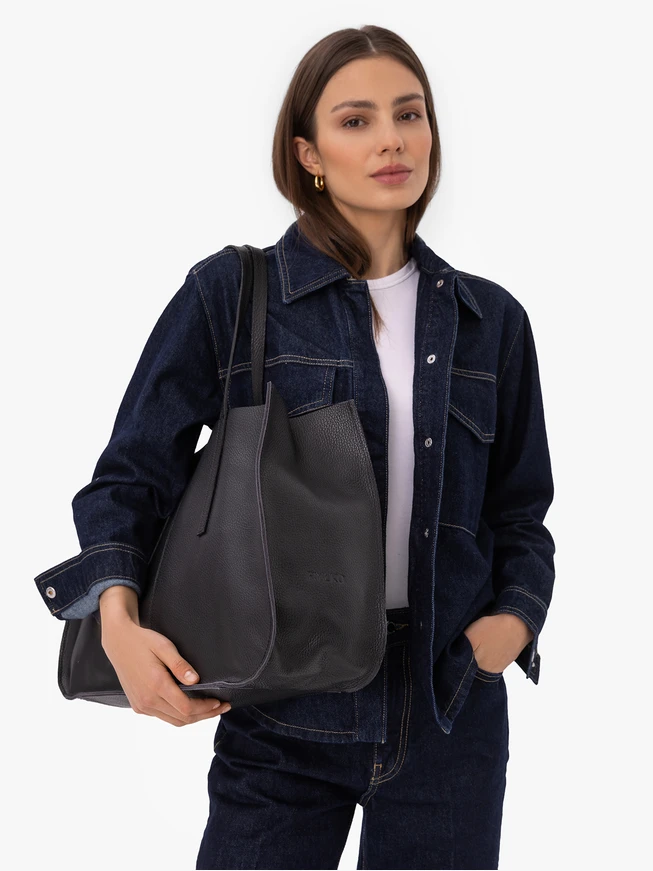 Große schwarze A4-Ledertasche