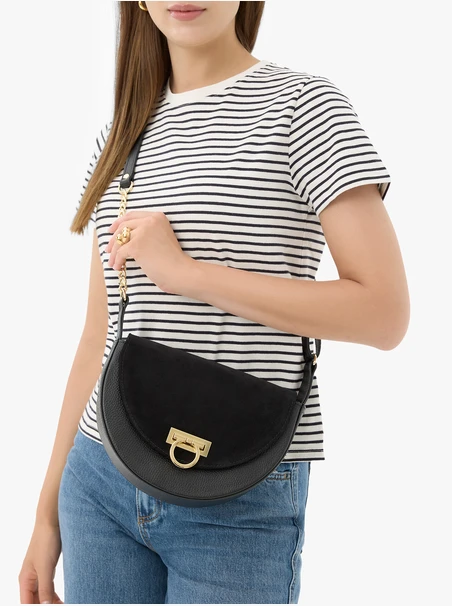 Schwarze Lederhandtasche mit Schnallenverschluss