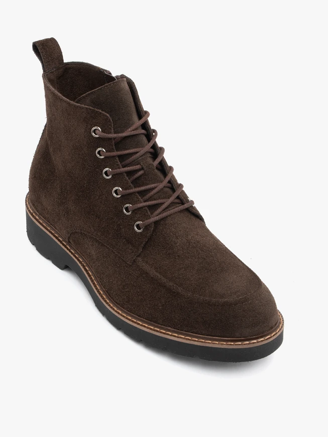 Braune Velourslederstiefel