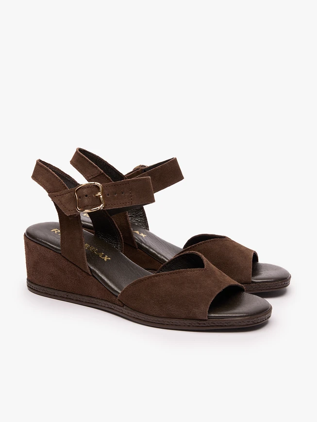 Dunkelbraune Plateausandalen