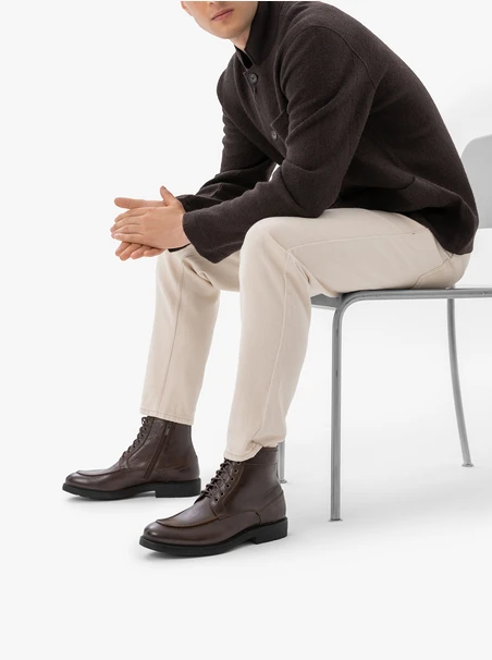 Dunkelbraune elegante Stiefeletten