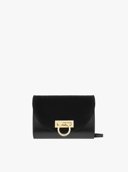 Schwarze Clutch Bag mit Kette
