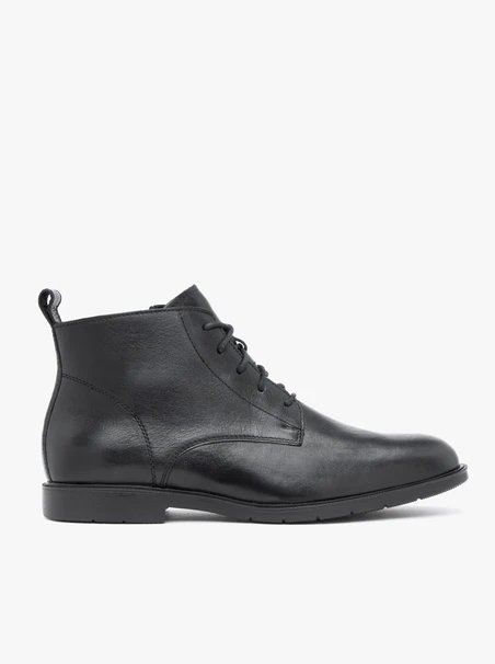 Schwarze Lederstiefel
