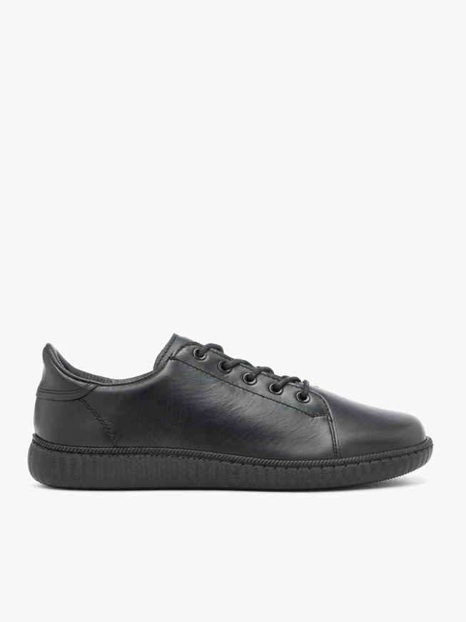 Schwarze Sporthalbschuhe aus Leder