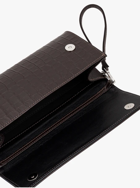 Dunkelbraune Clutch-Tasche mit Krokodilledermuster